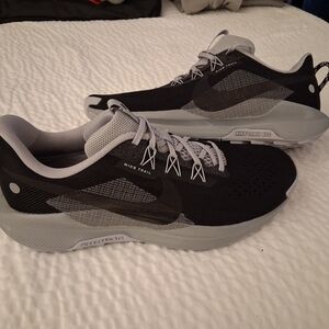 Nike Pegasus Trail 5 Custom By You Men's Black and White Athletic Shoes